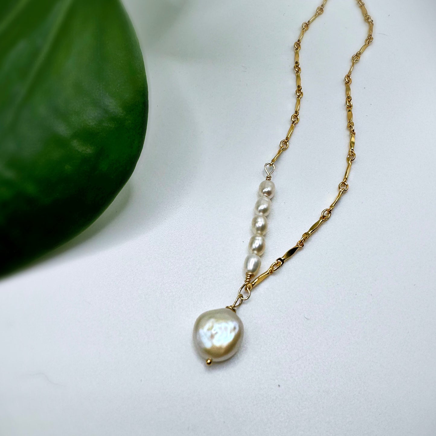 Capitola Pearl Bar Necklace